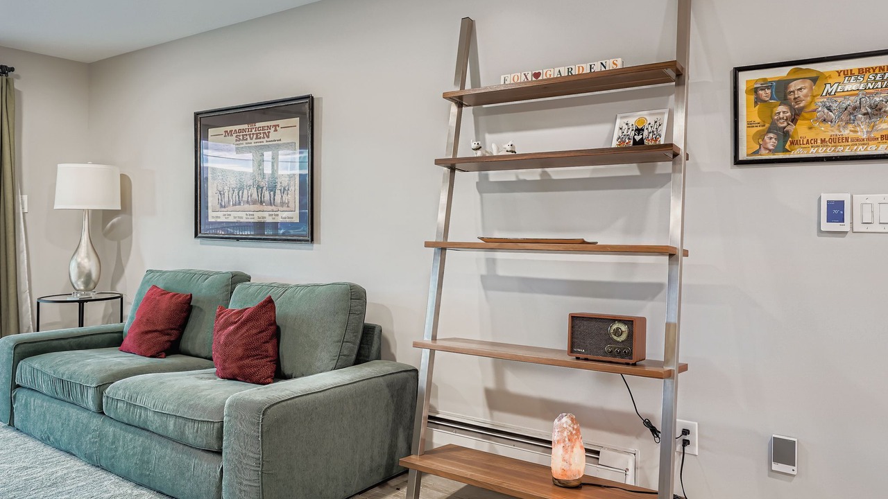 Photo of Livingroom in Lakewood