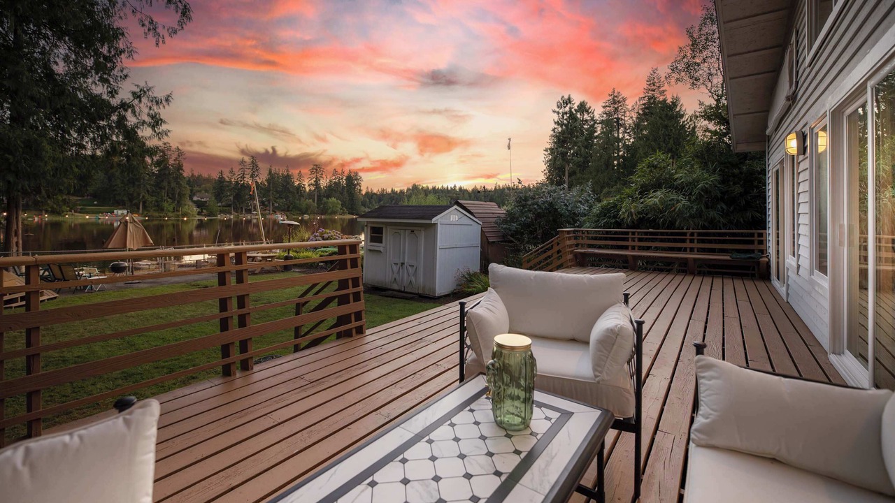 Photo of Patio Balcony in Maple Heights-Lake Desire