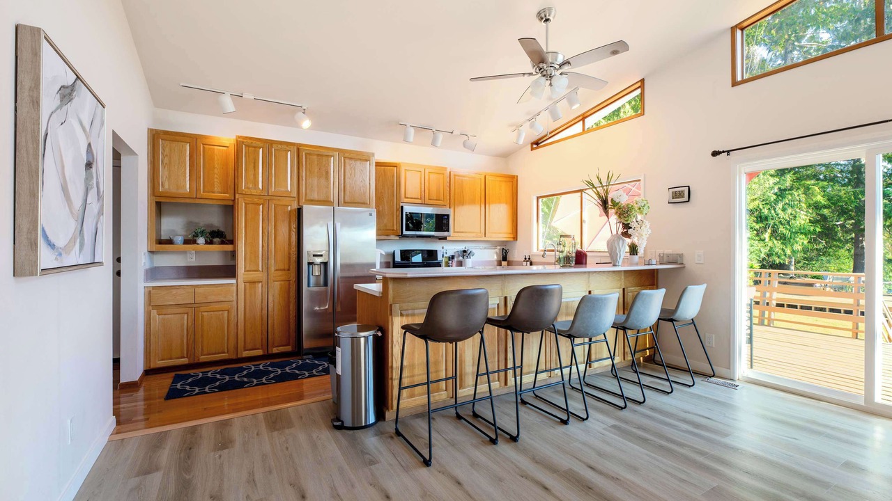 Photo of Kitchen in Maple Heights-Lake Desire