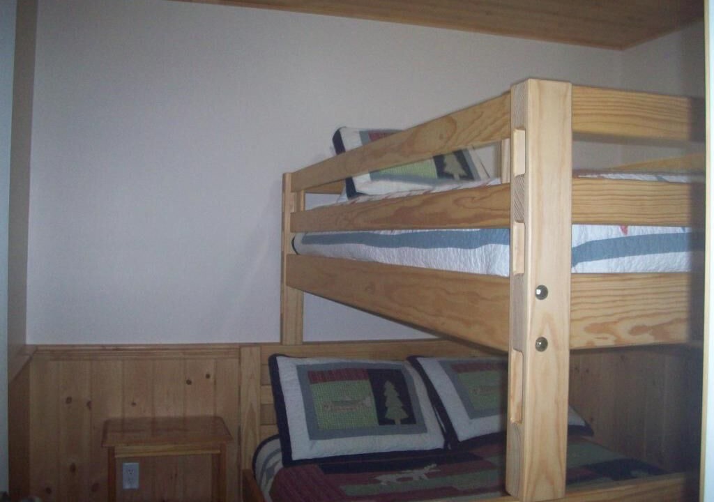 Photo of Bedroom in Algonquin Highlands