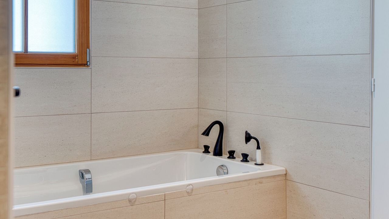 Photo of Bathroom in Brem Sur Mer