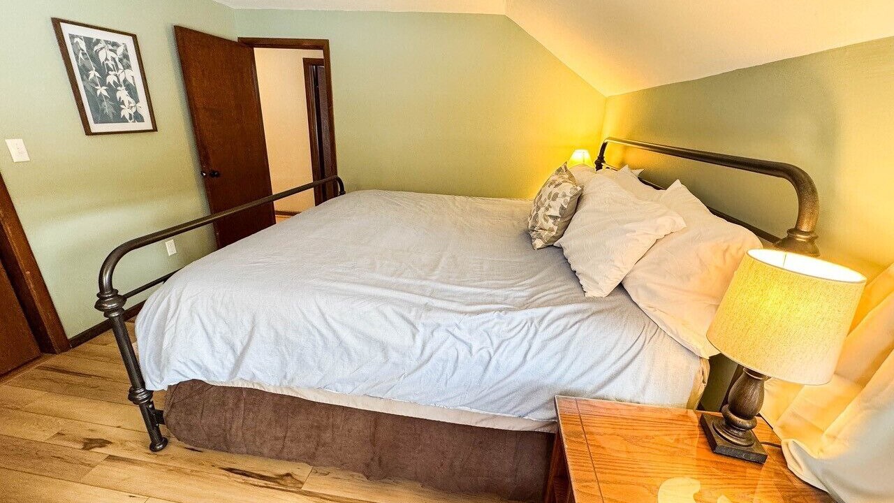 Photo of Bedroom in Marietta