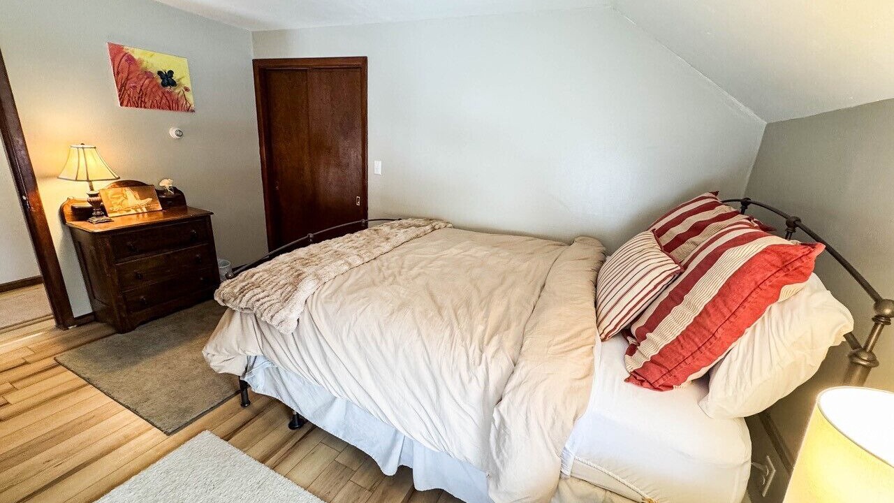 Photo of Bedroom in Marietta