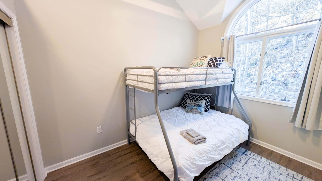 Photo of Bedroom in Lake Harmony
