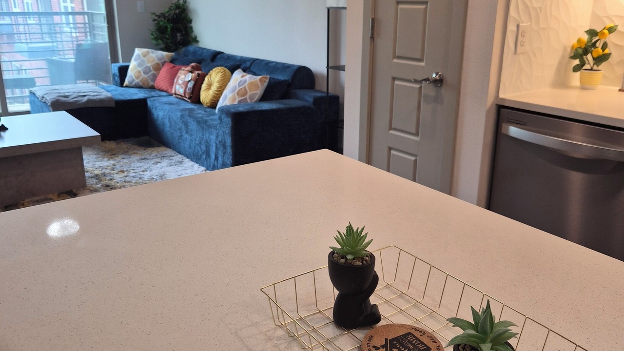 Photo of Livingroom in Frisco Original Donation