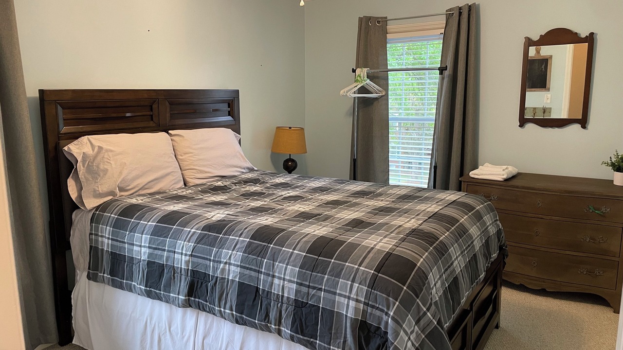 Photo of Bedroom in Martinez