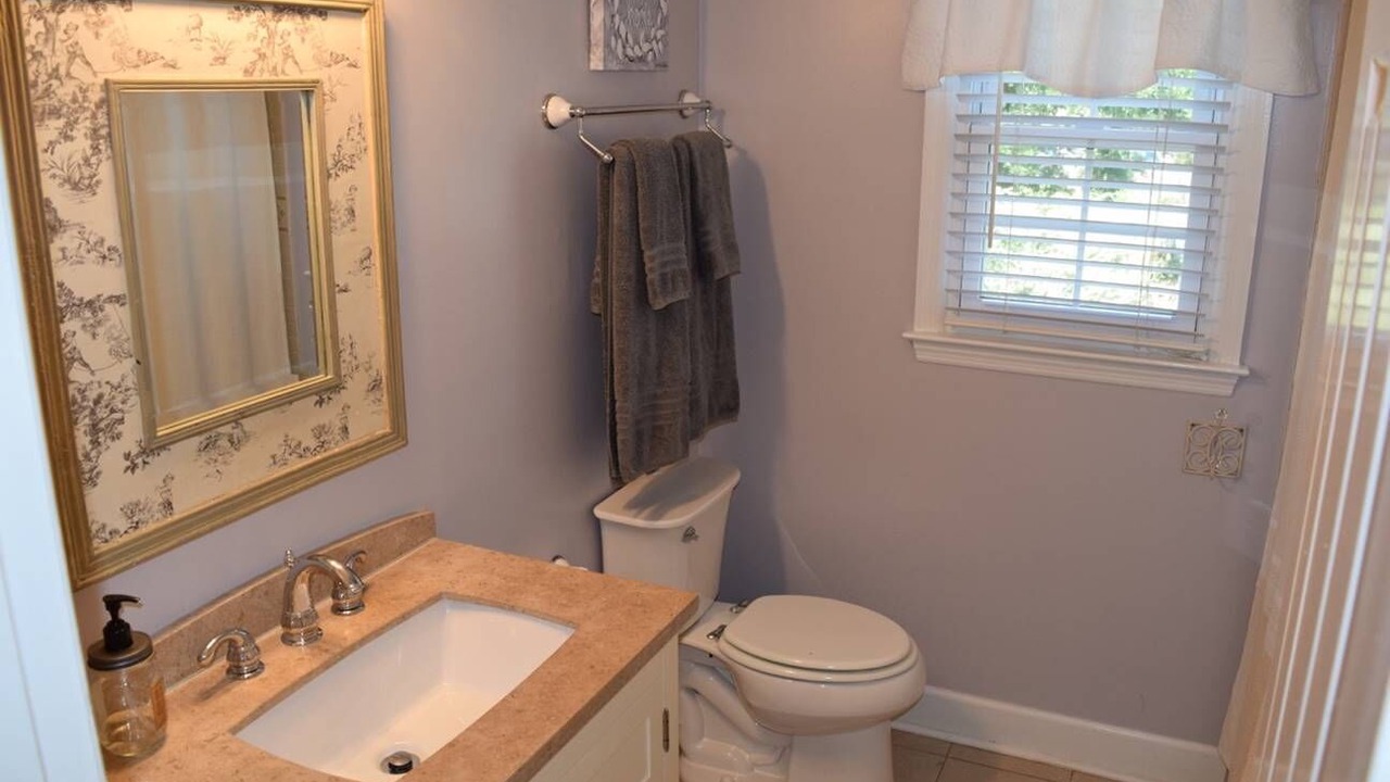 Photo of Bathroom in Martinez