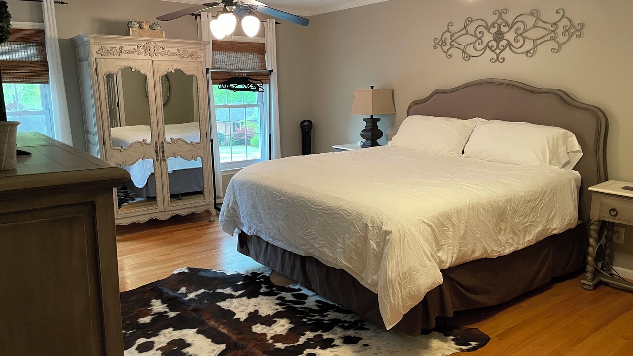 Photo of Bedroom in Martinez