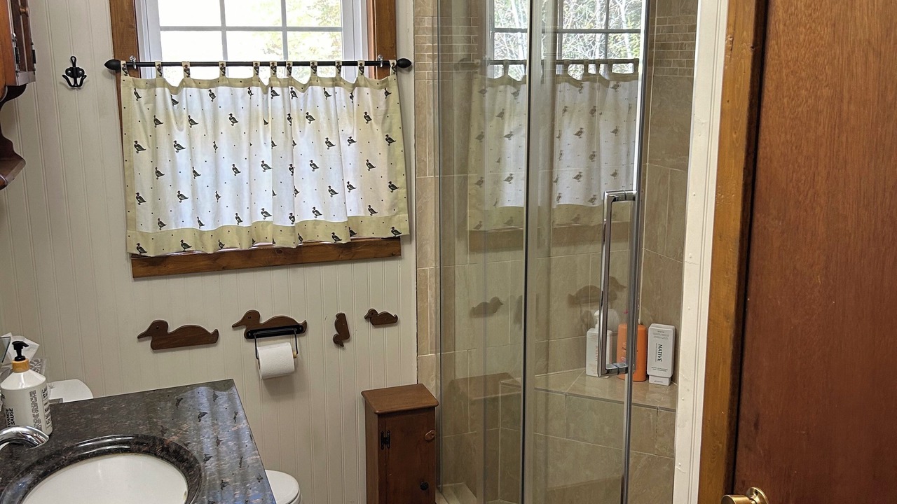 Photo of Bathroom in Ramara