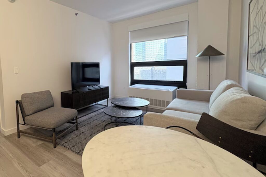 Photo of Livingroom in Hunters Point