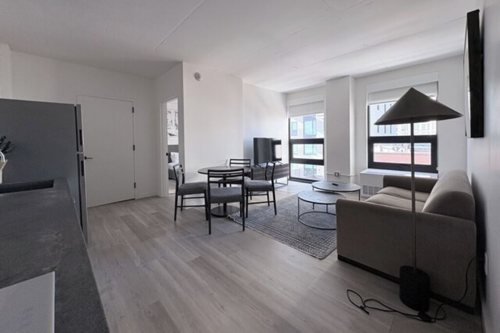 Photo of Livingroom in Hunters Point