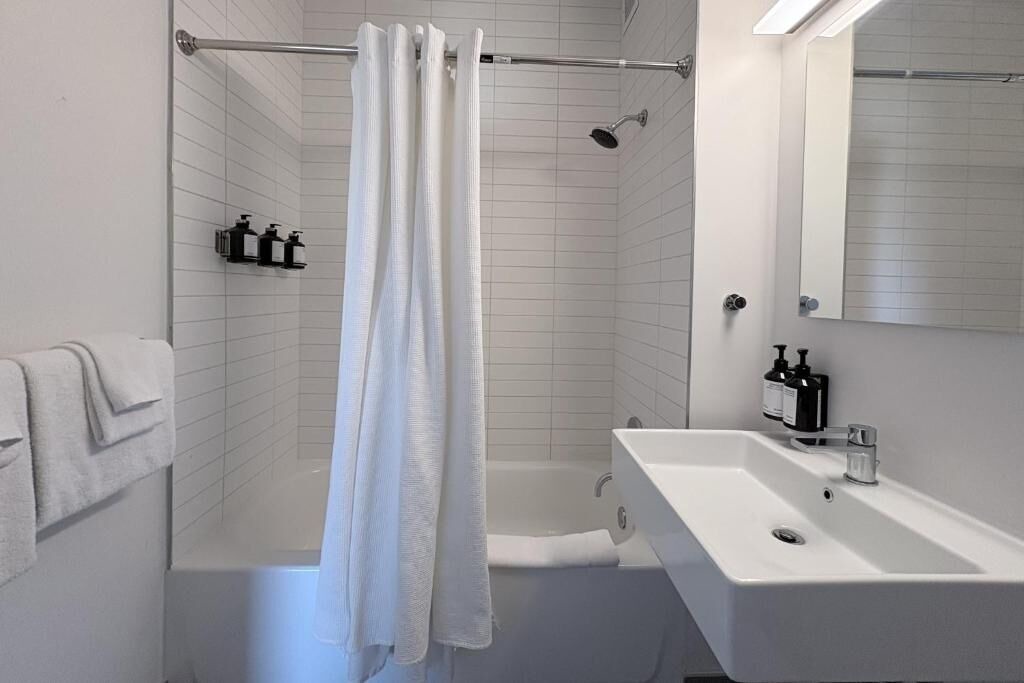Photo of Bathroom in Hunters Point