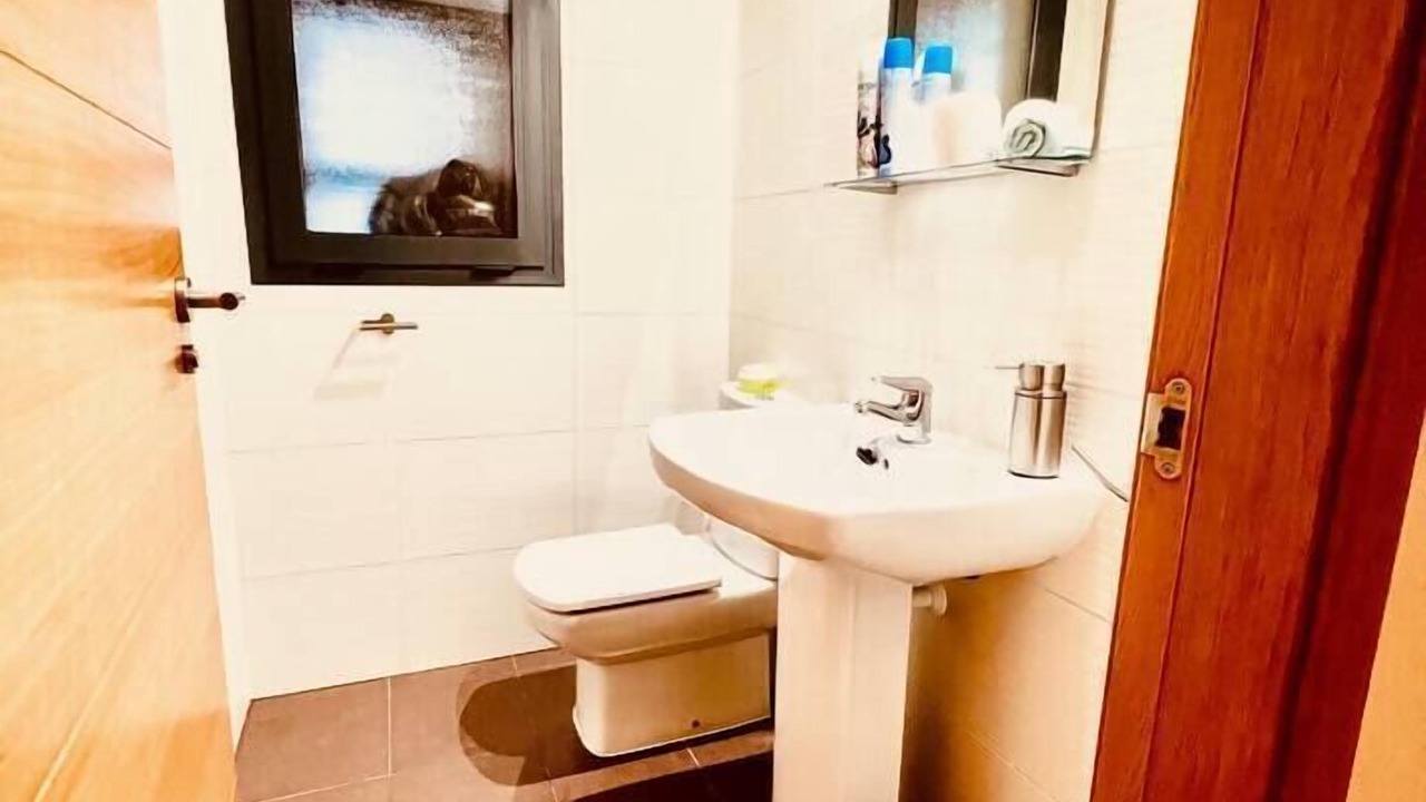 Photo of Bathroom in Calig