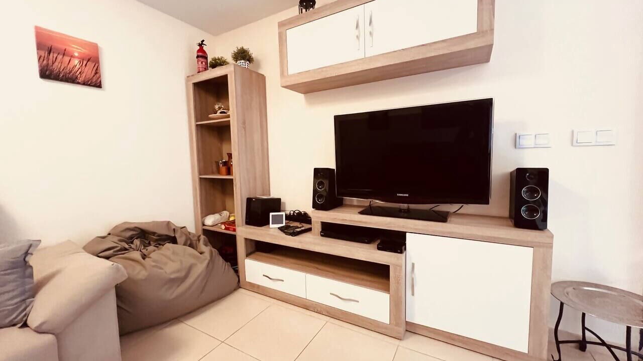 Photo of Livingroom in Calig