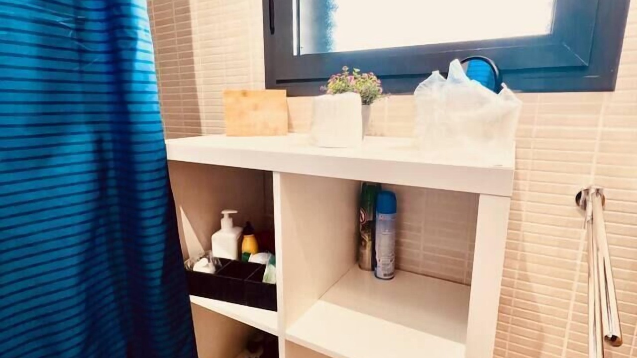 Photo of Bathroom in Calig
