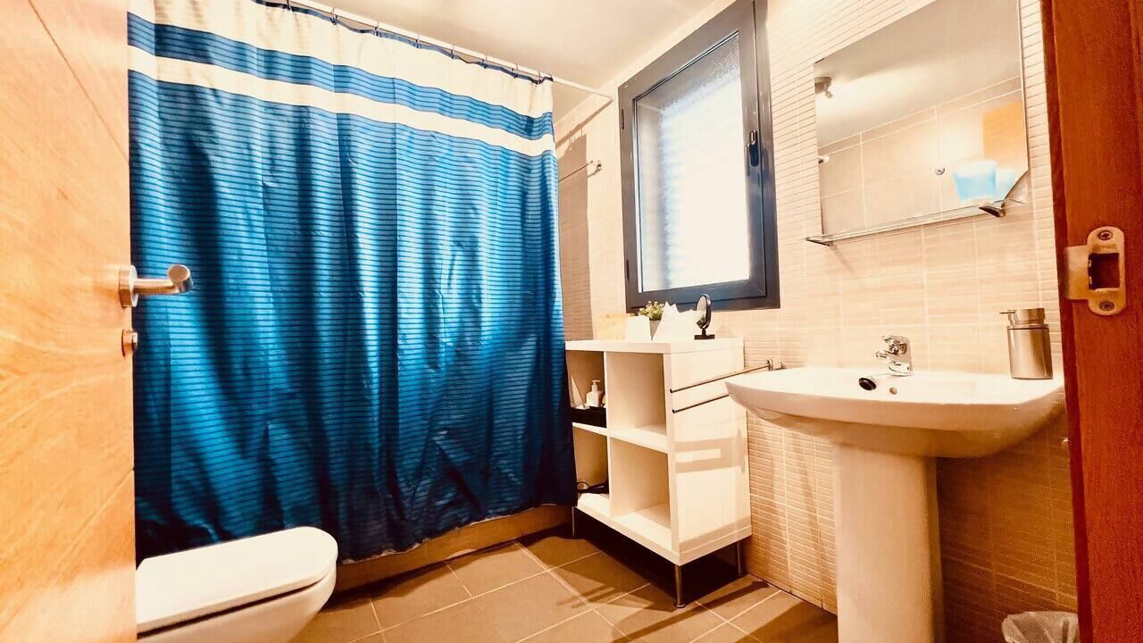 Photo of Bathroom in Calig