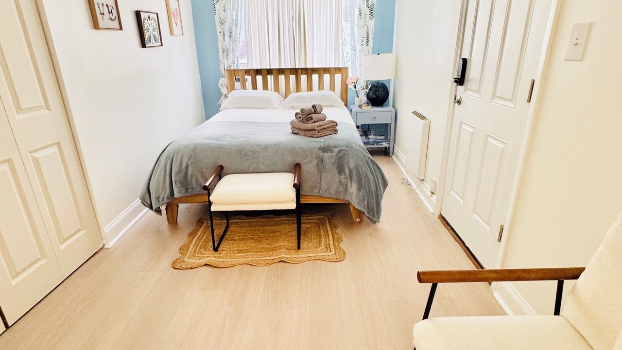 Photo of Bedroom in Sheffield Neighbors