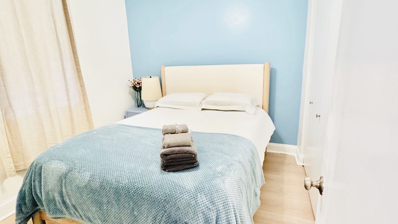 Photo of Bedroom in Sheffield Neighbors