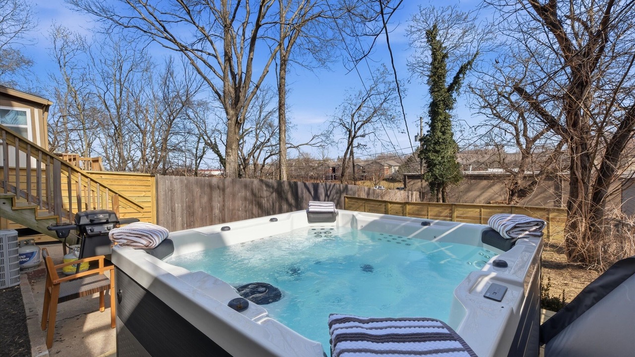 Photo of Outdoor in Midtown - Westport