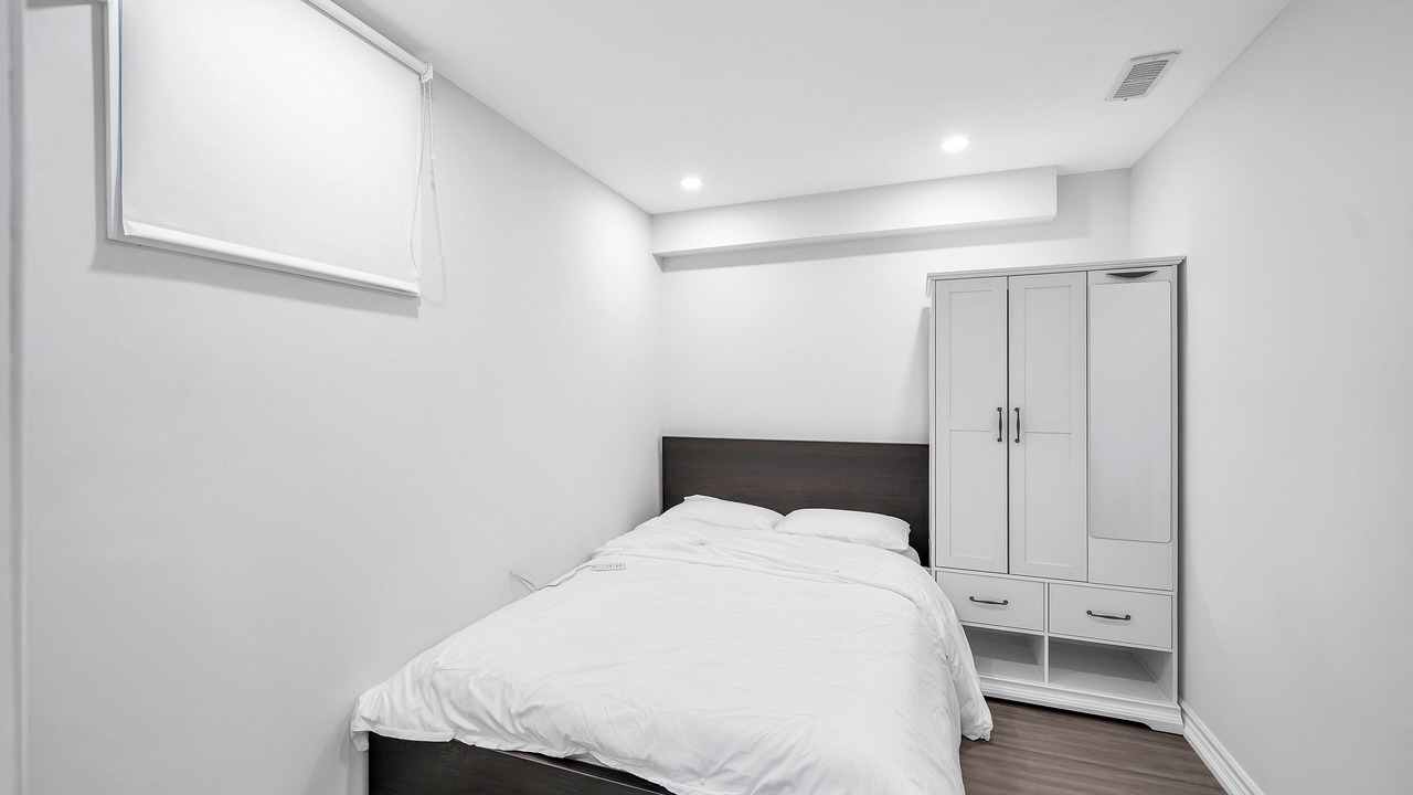 Photo of Bedroom in Pickering