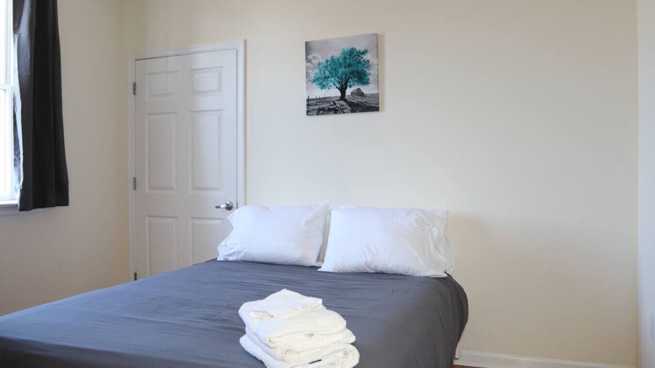 Photo of Bedroom in Belleville
