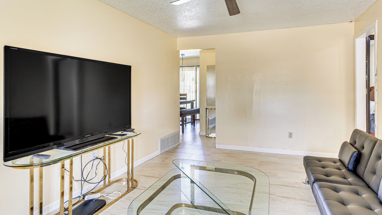 Photo of Livingroom in Central Oklahoma City