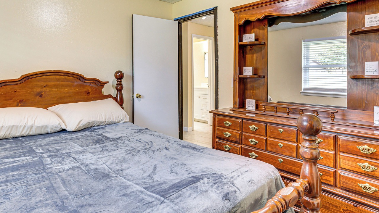 Photo of Bedroom in Central Oklahoma City