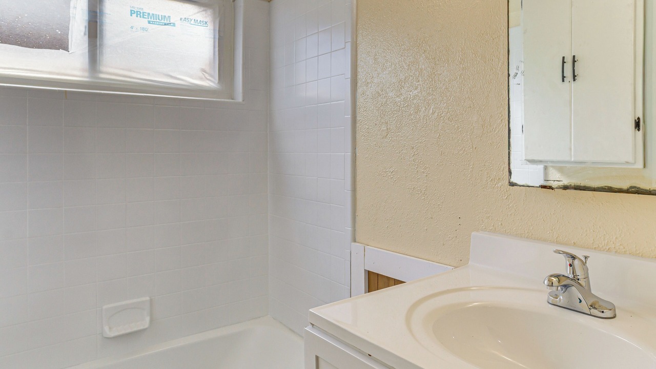 Photo of Bathroom in Central Oklahoma City