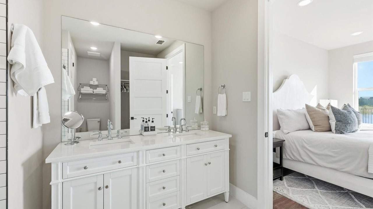 Photo of Bedroom in Graford