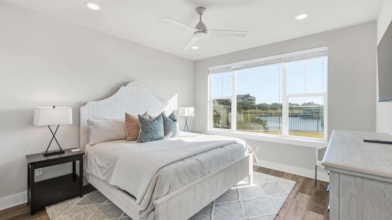 Photo of Bedroom in Graford