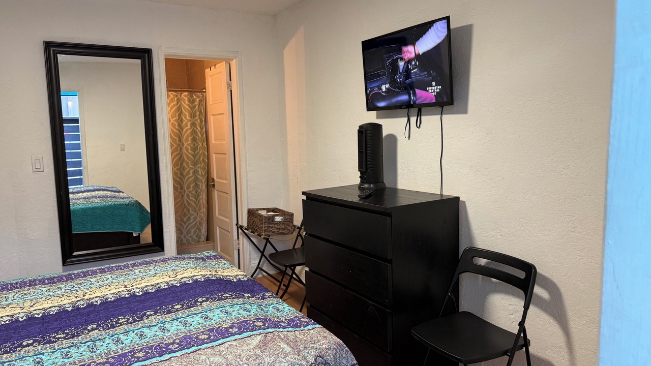 Photo of Bedroom in Coral Way