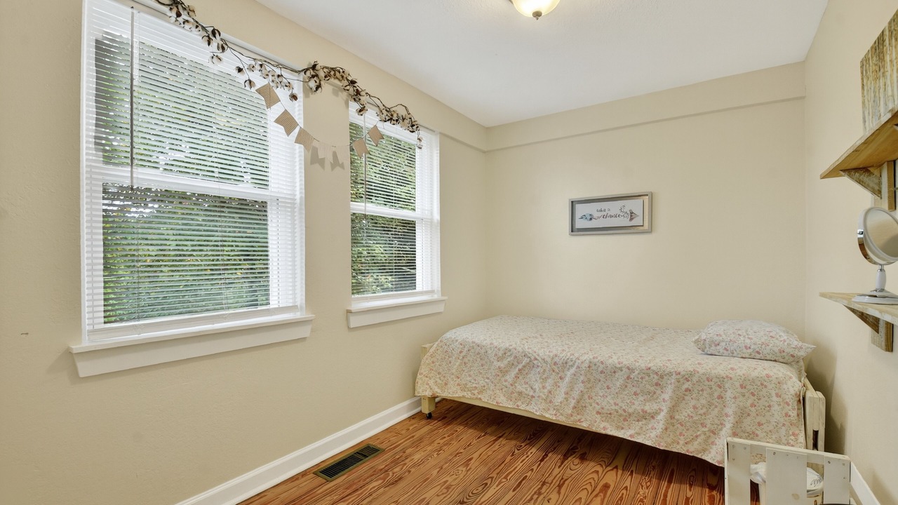 Photo of Bedroom in Ducktown
