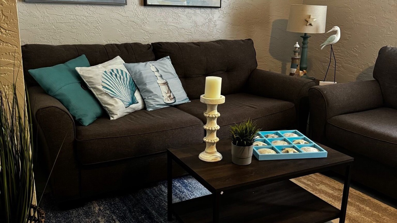Photo of Livingroom in Harbor Hills