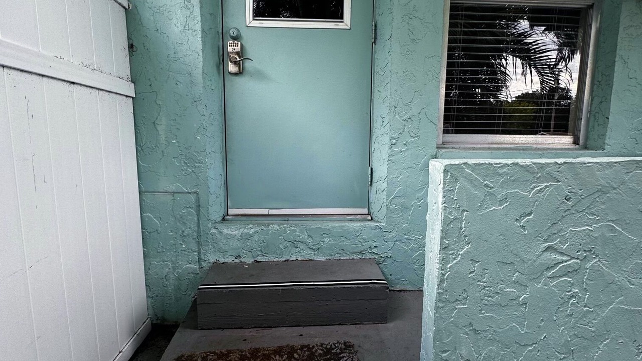 Photo of Outdoor in Harbor Hills