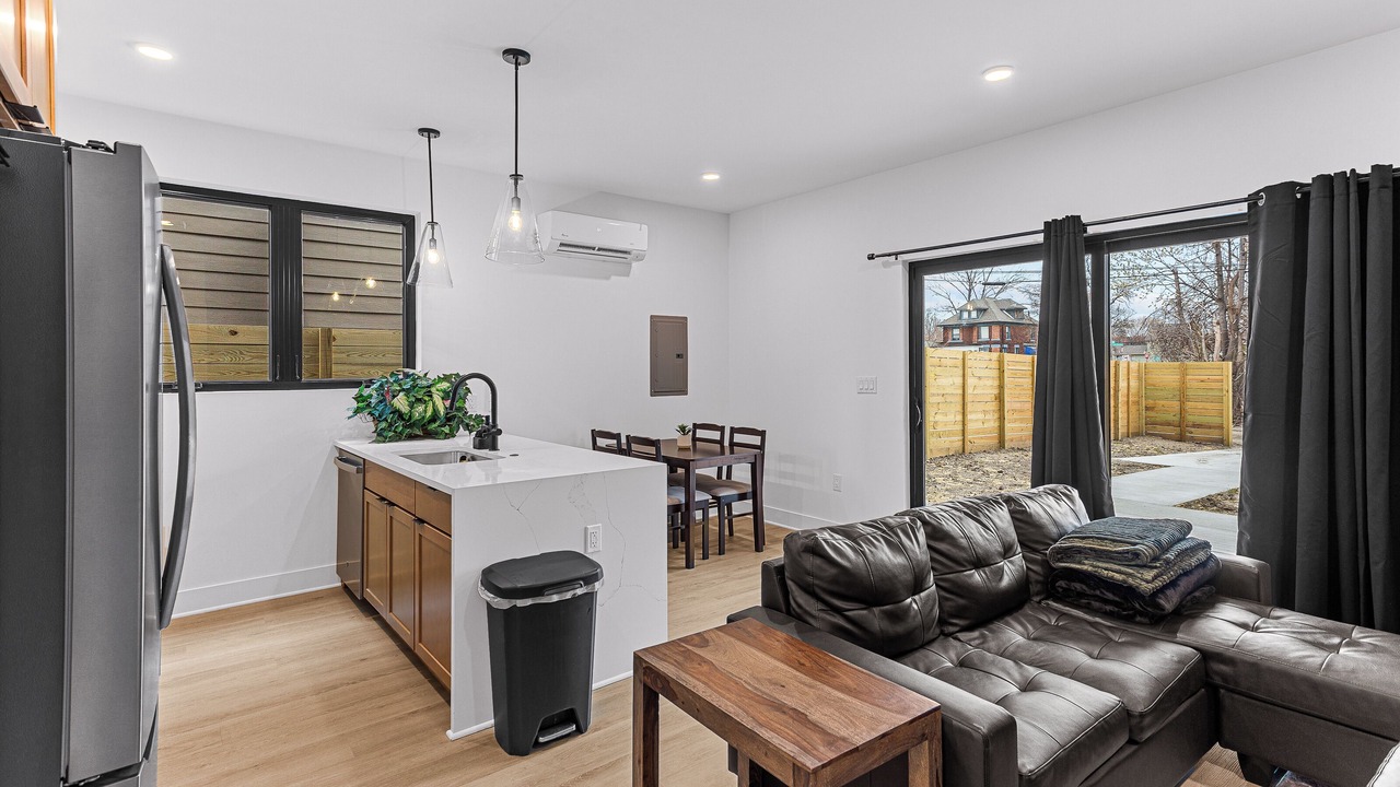 Photo of Livingroom in Detroit