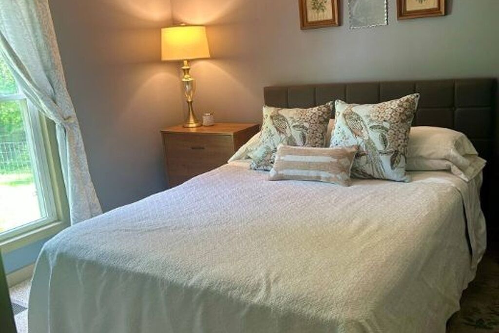 Photo of Bedroom in Cobden