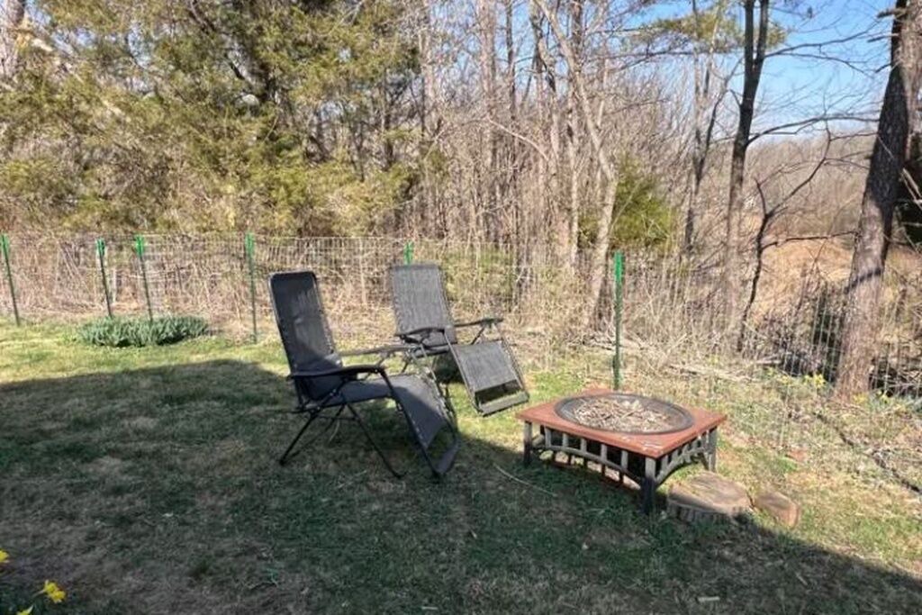 Photo of Outdoor in Cobden