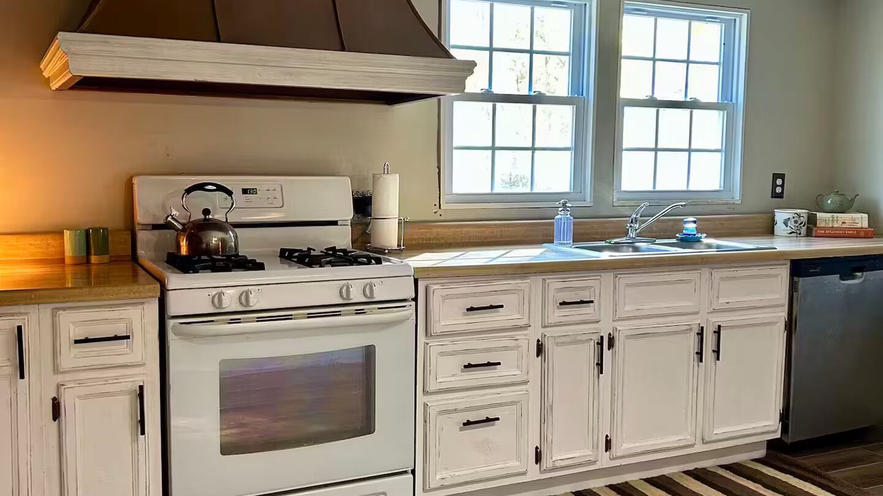 Photo of Kitchen in Cobden