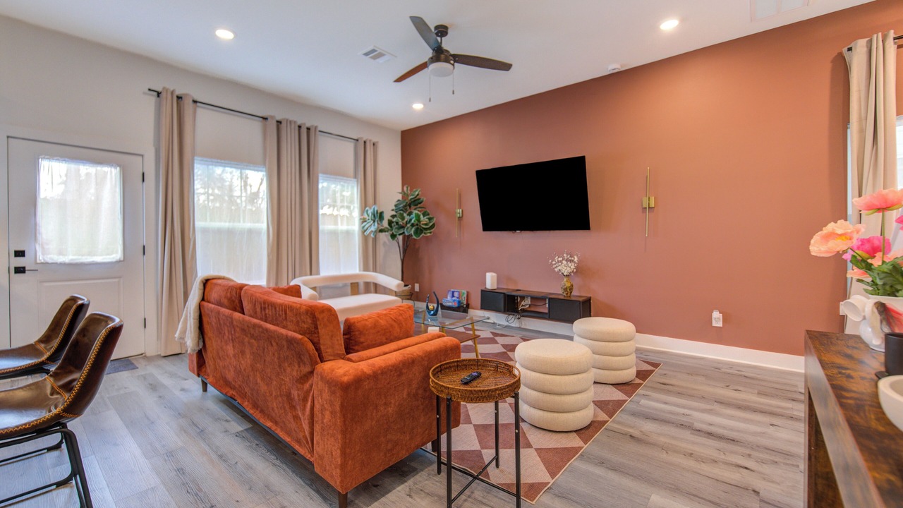 Photo of Livingroom in Kempwood