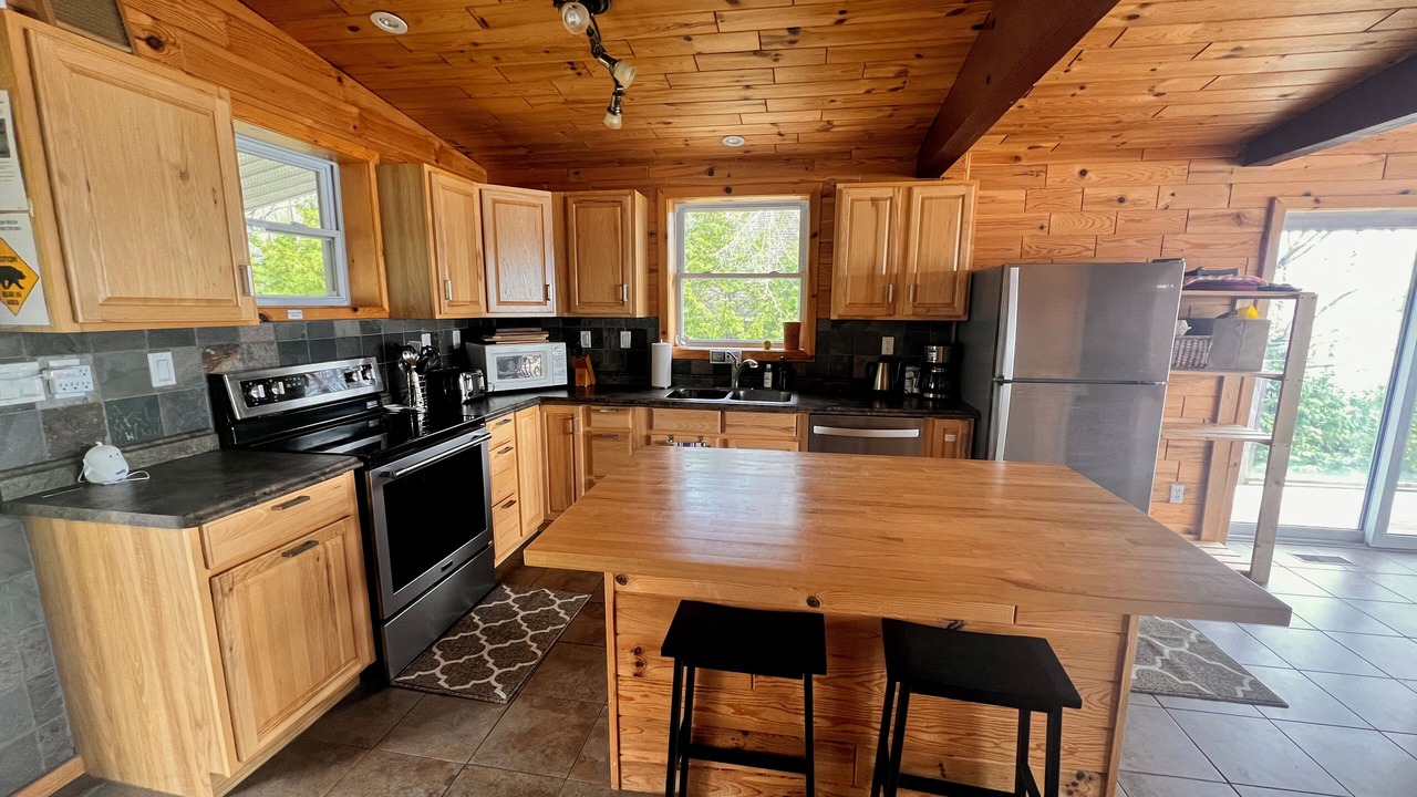 Photo of Kitchen in Miller Lake