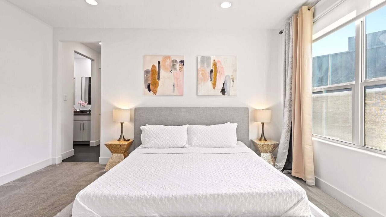 Photo of Bedroom in Old East Dallas