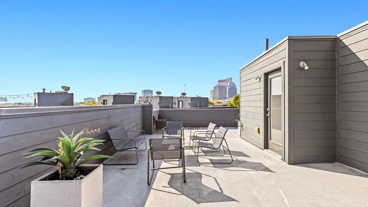 Photo of Patio Balcony in Old East Dallas