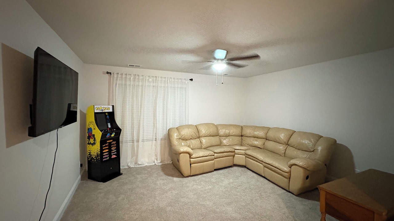 Photo of Livingroom in Port Wentworth