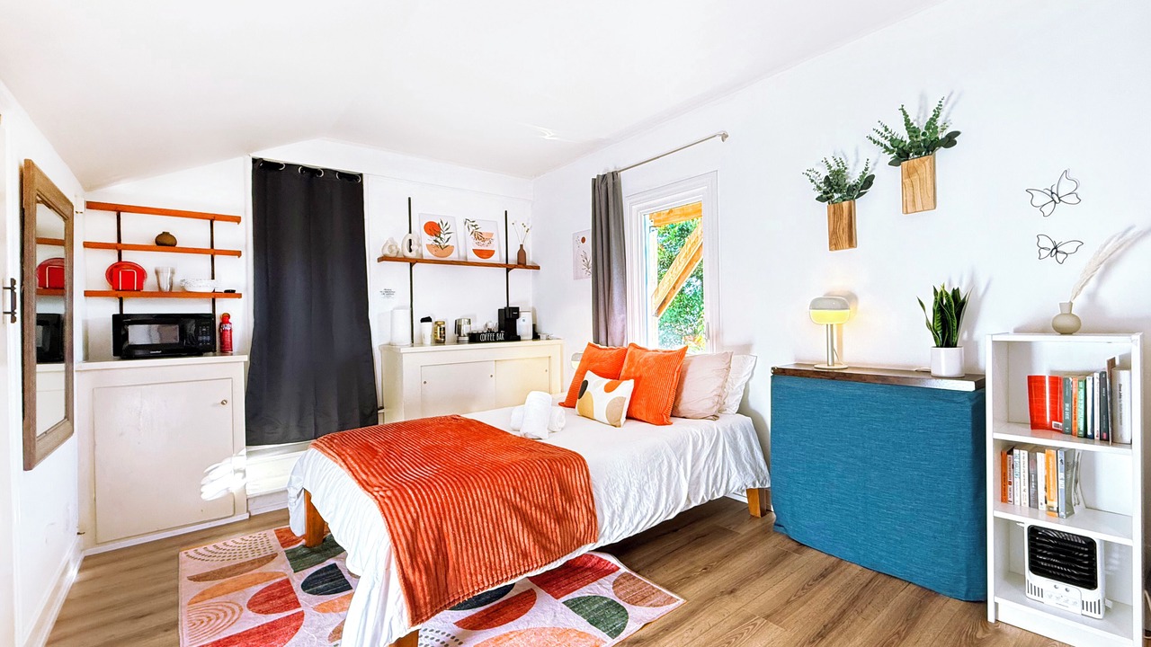 Photo of Bedroom in Berkeley Hills