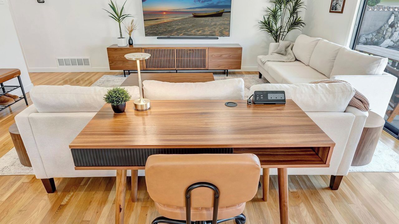 Photo of Livingroom in Norwalk