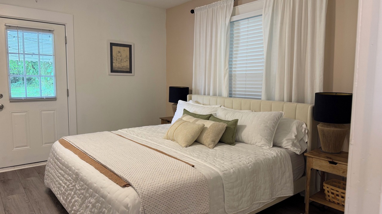 Photo of Bedroom in Knoxville