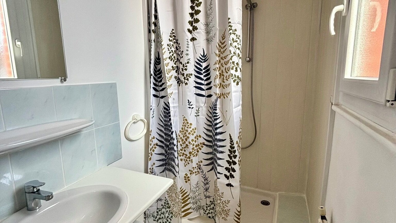 Photo of Bathroom in Saint-Acheul