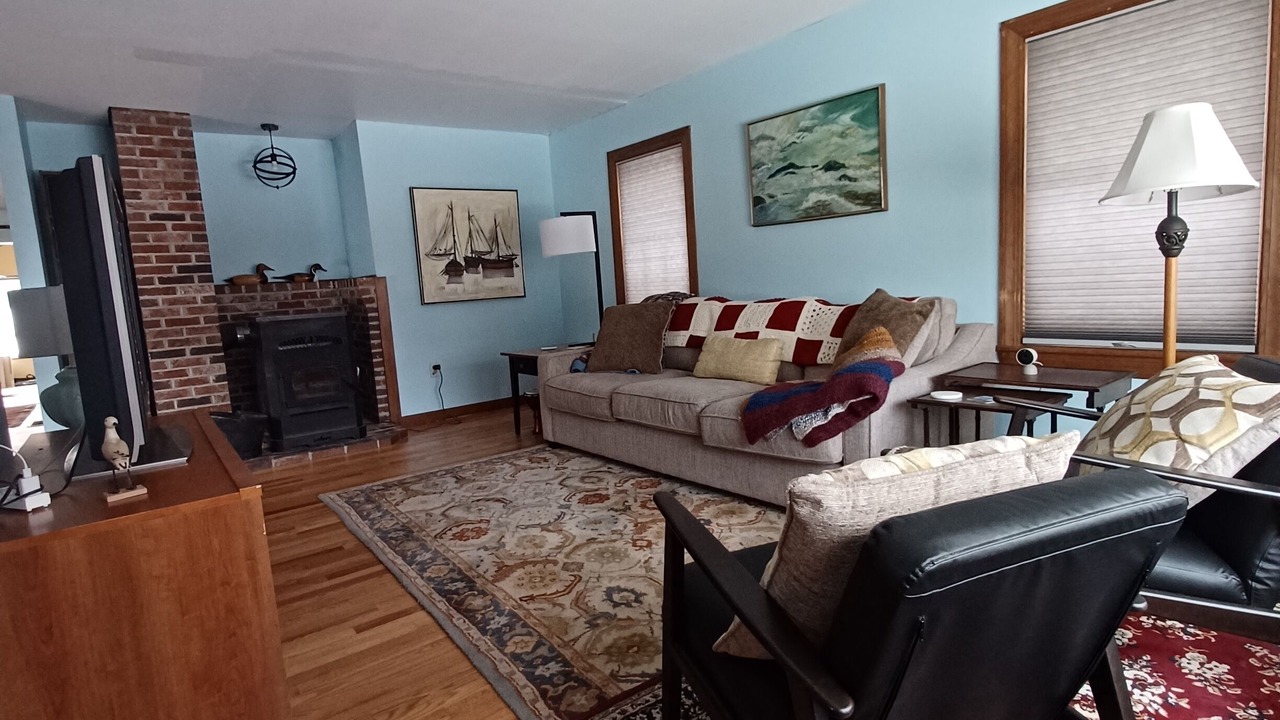 Photo of Livingroom in Owls Head