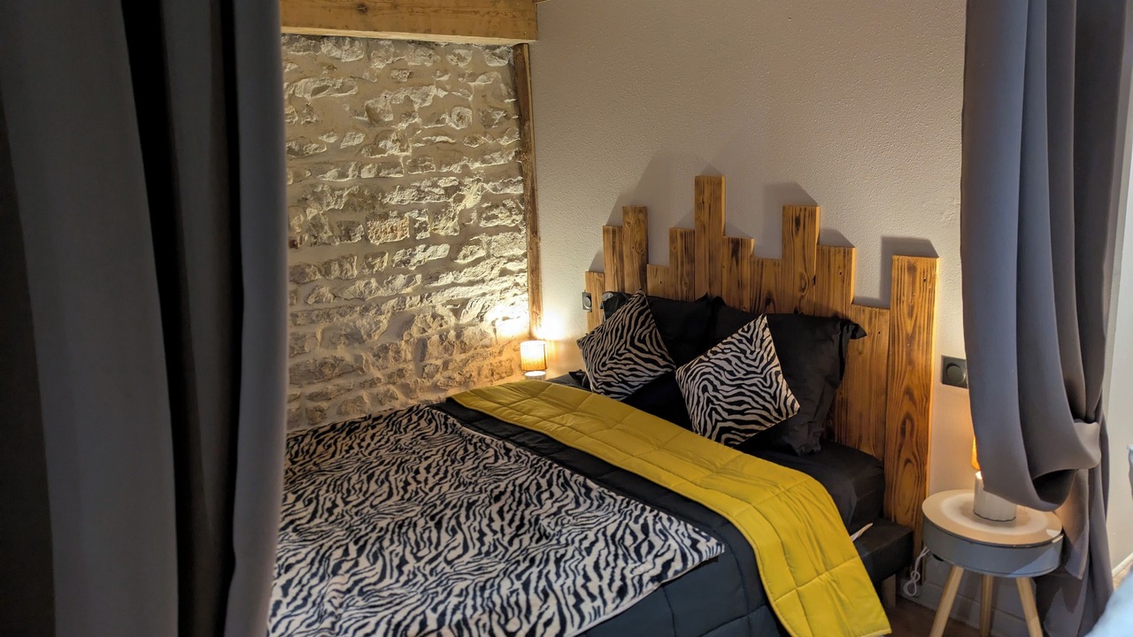 Photo of Bedroom in Dole