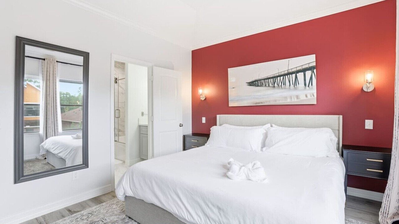 Photo of Bedroom in Greater Fondren Southwest